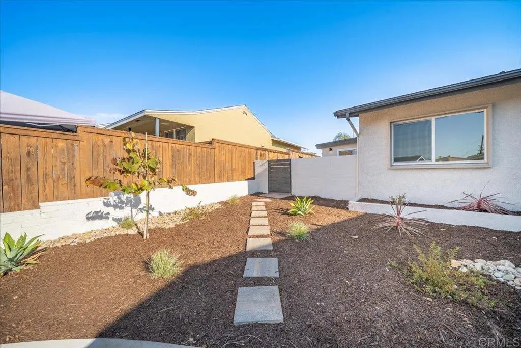 https://cdn.realtyfeed.com/cdn/127/306792540/9c33e4798c996560792adf6a2408314b.webp