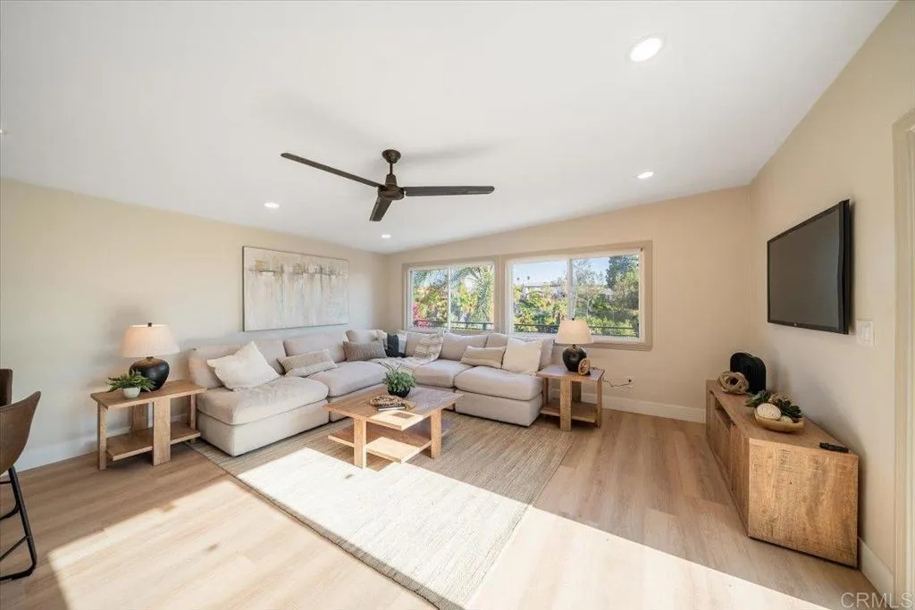 https://cdn.realtyfeed.com/cdn/127/306792540/ee7df92299d8dae2c0800ff9e2a8c7b6.webp