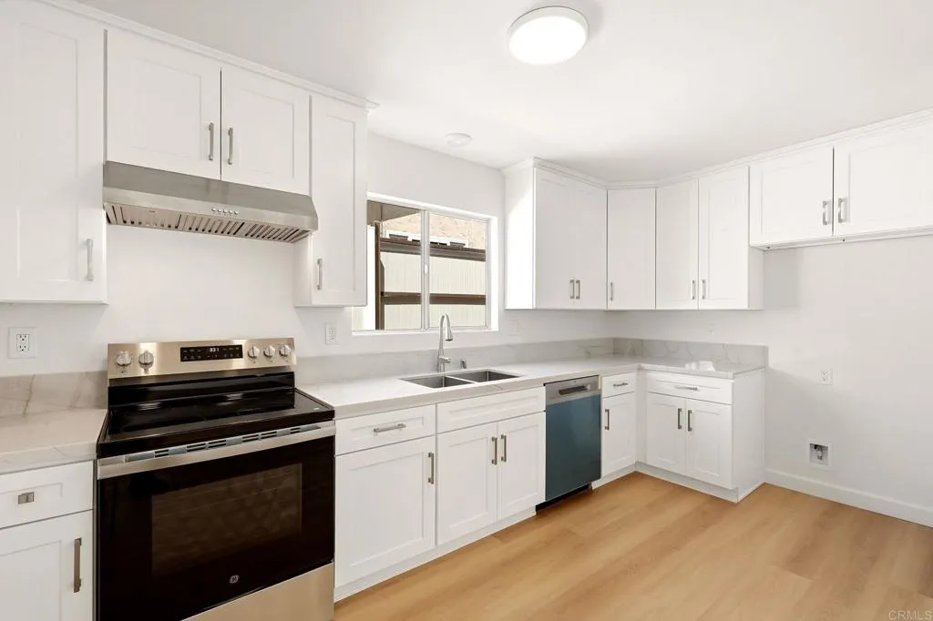 https://cdn.realtyfeed.com/cdn/127/306792556/4ea1dcccf65d0a998fb42ac407f0d330.webp