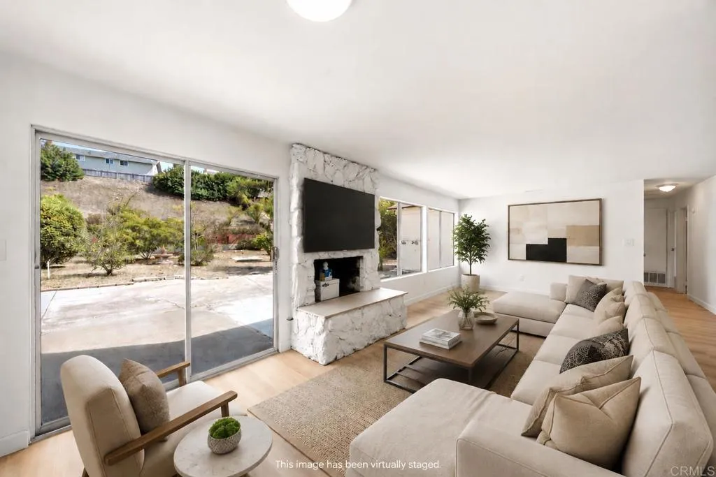 https://cdn.realtyfeed.com/cdn/127/306792556/4eb2daaf50cbce6503b4ea0709d28314.webp
