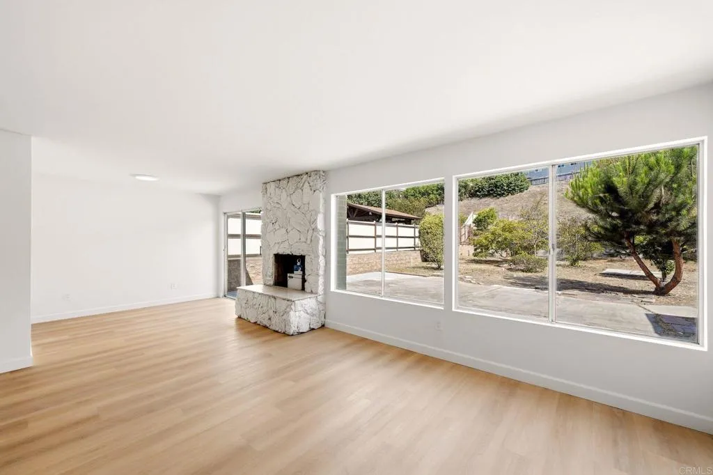 https://cdn.realtyfeed.com/cdn/127/306792556/8dd70327145ba84d4d540b0998fa114e.webp