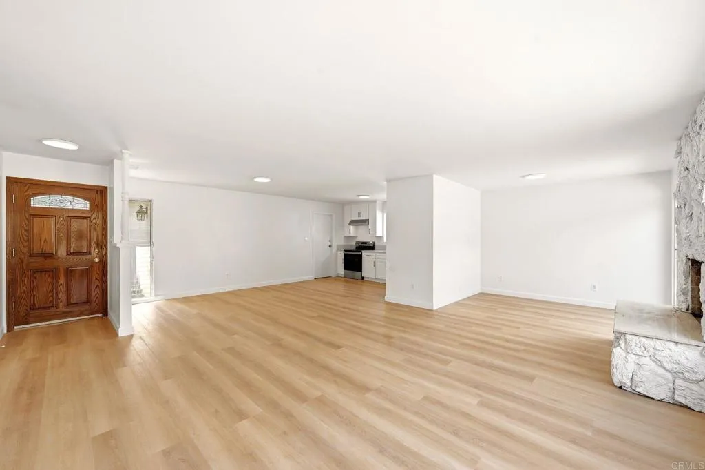 https://cdn.realtyfeed.com/cdn/127/306792556/e890fd0738aa0aea4445d47156c66360.webp