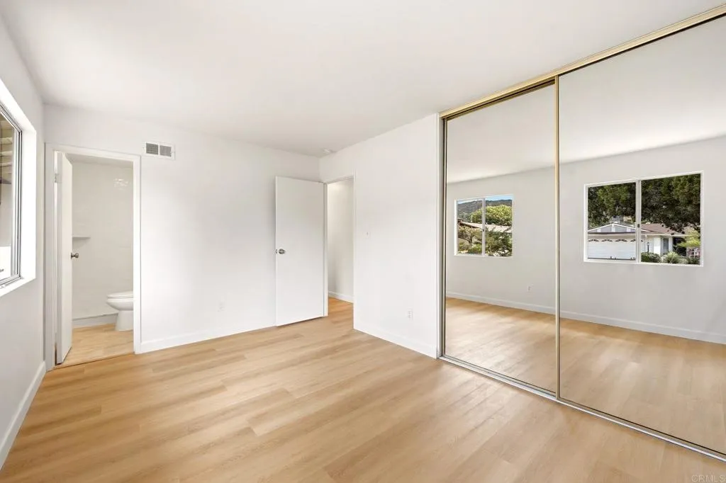 https://cdn.realtyfeed.com/cdn/127/306792556/efaae56ee8dd11f4eb5b65d575548a76.webp