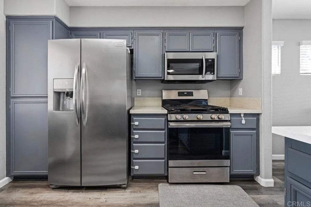 https://cdn.realtyfeed.com/cdn/127/306792560/030d60f9c8a1433a7fc5b851e6748d77.webp