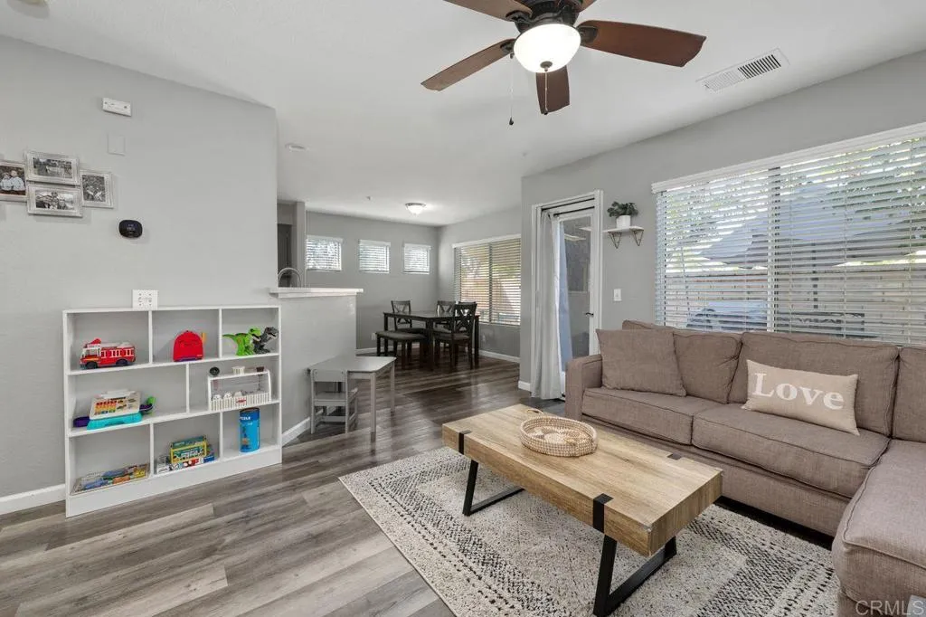 https://cdn.realtyfeed.com/cdn/127/306792560/741fd2d2c4427d4ba6ce15c0e24d6b53.webp
