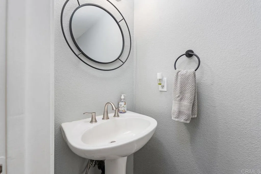 https://cdn.realtyfeed.com/cdn/127/306792560/931dd5657d6da0e7f9f81343fcd8f7e7.webp