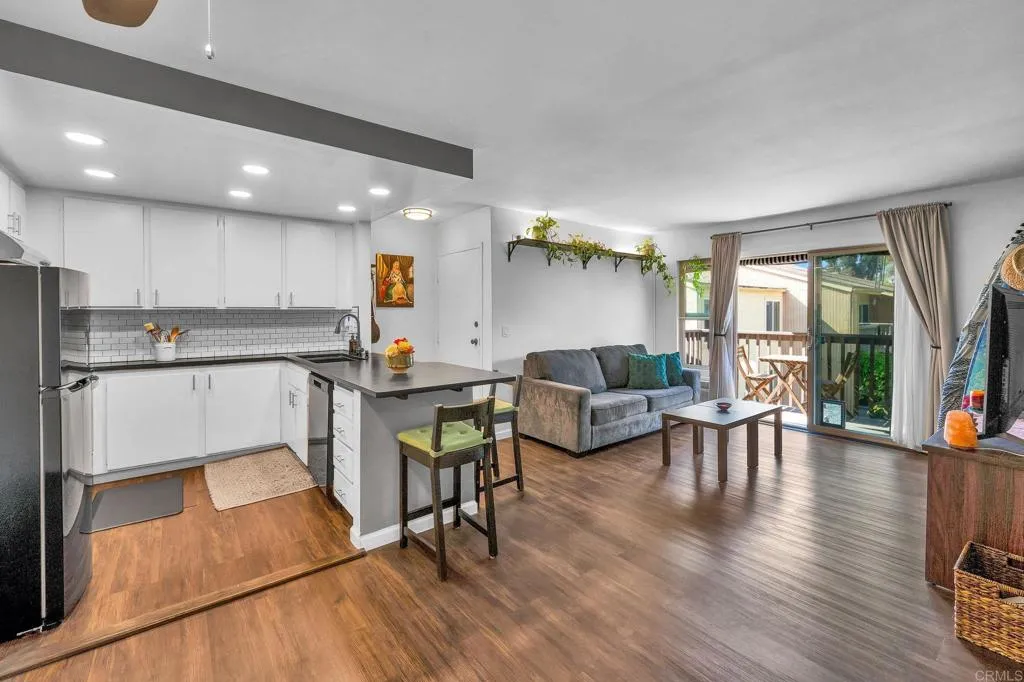 Photo #2: PTP2606211 Listing: Photo #2
