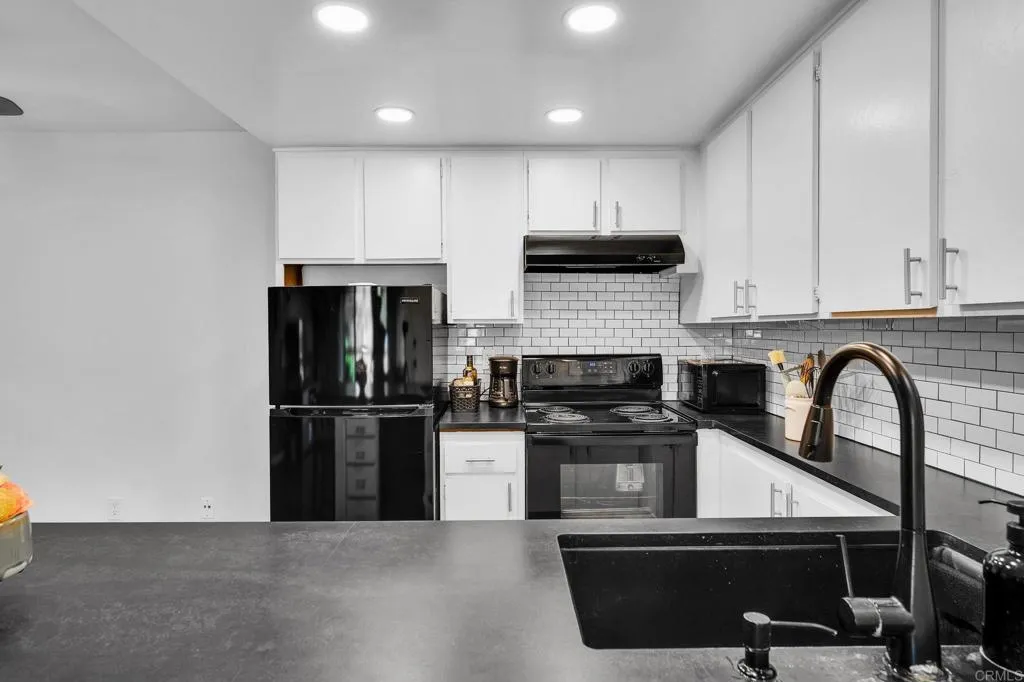 Photo #8: PTP2606211 Listing: Photo #8