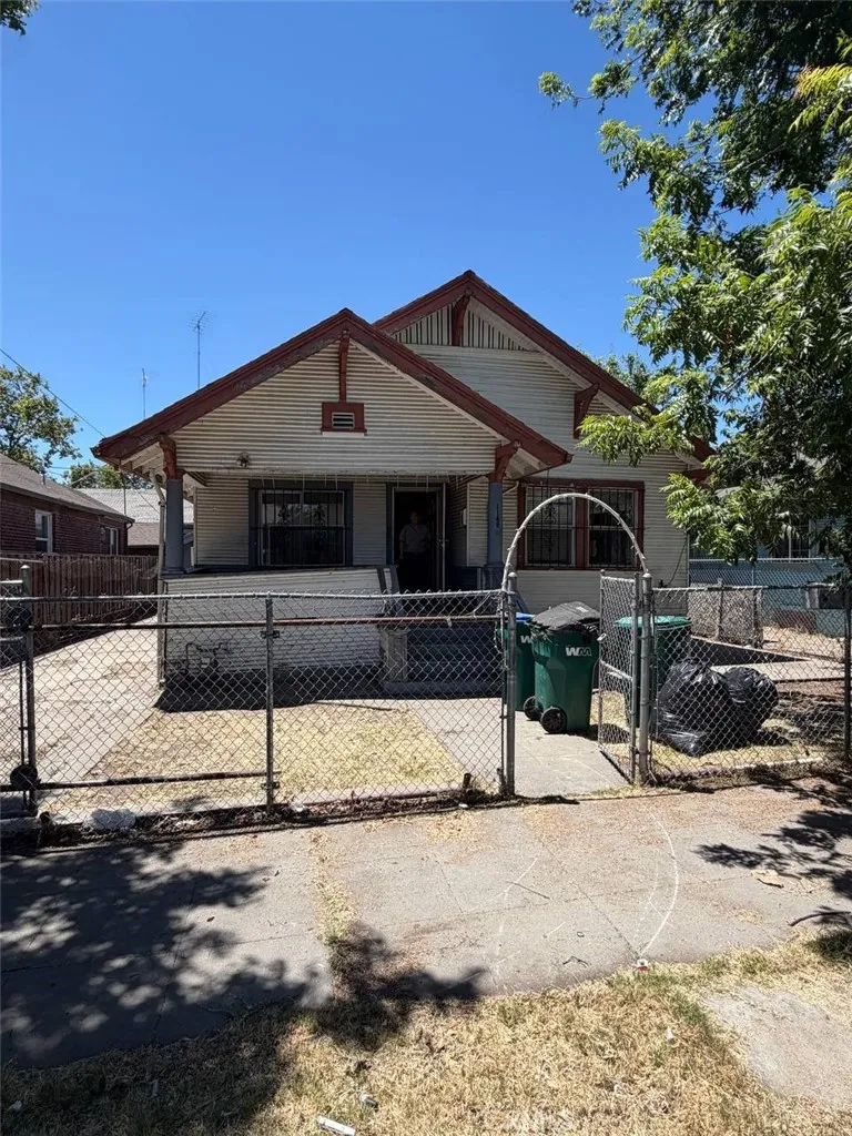 Stockton, CA 95206