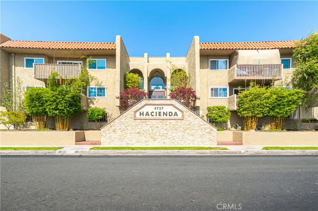 Lawndale, CA 90260