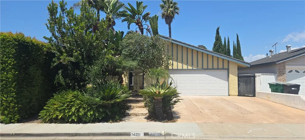 Irvine, CA 92604