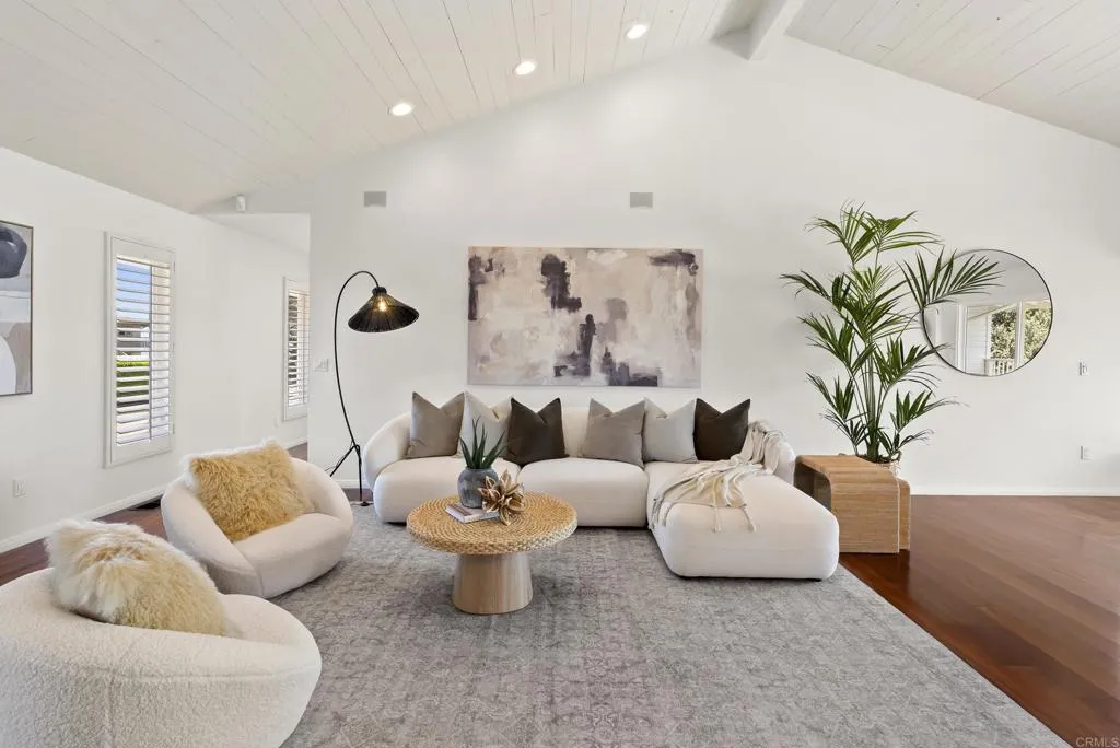 https://cdn.realtyfeed.com/cdn/127/306792645/7cf546df1da46ed5faa3f0c54abe7f07.webp