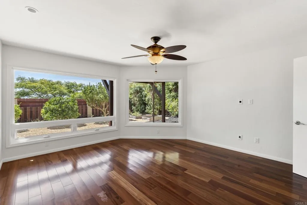 https://cdn.realtyfeed.com/cdn/127/306792645/b3b77d978df0071c98d51bb726fa9bdb.webp