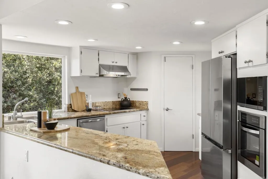 https://cdn.realtyfeed.com/cdn/127/306792645/ceed2397c9824b177cc312f8fc7978f8.webp