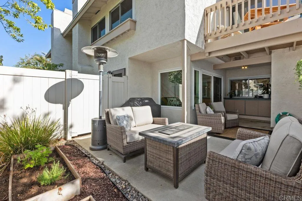 https://cdn.realtyfeed.com/cdn/127/306792653/2e8602e874dc95e79de1627ba7ff24b9.webp