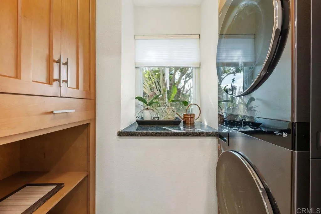 https://cdn.realtyfeed.com/cdn/127/306792653/7b0dcb7927fa9ea8698462d6e6285345.webp