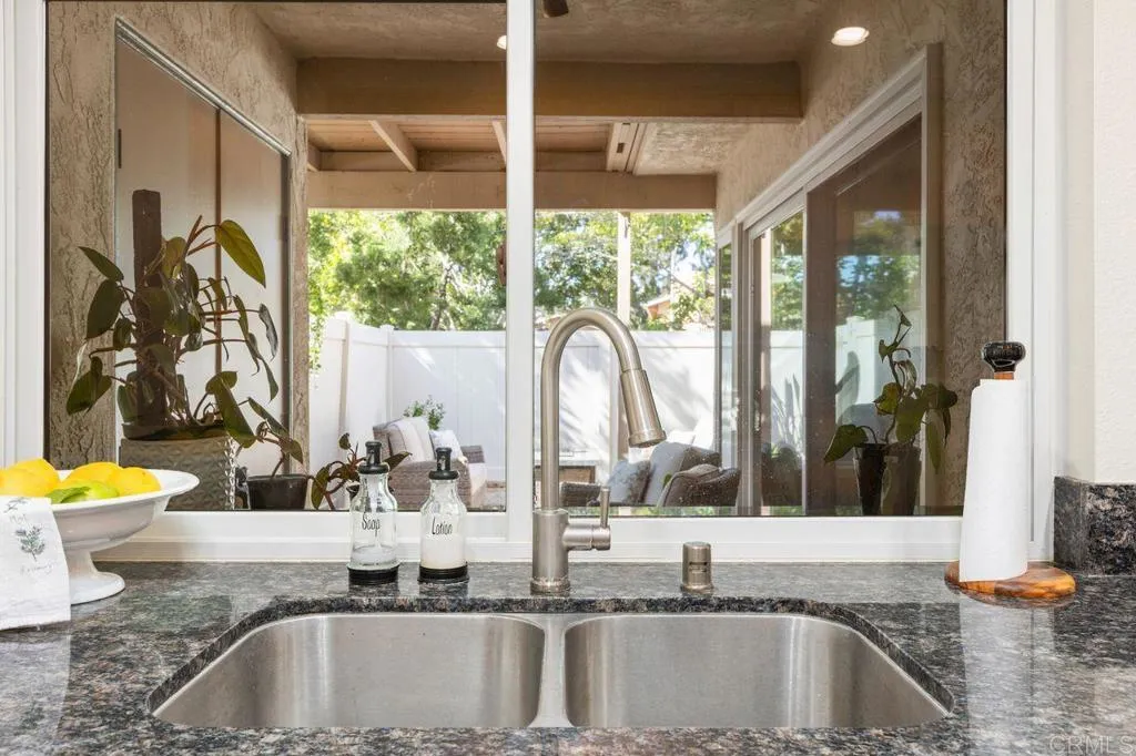 https://cdn.realtyfeed.com/cdn/127/306792653/940f0739abcf64c964abf2773d5ebe9f.webp