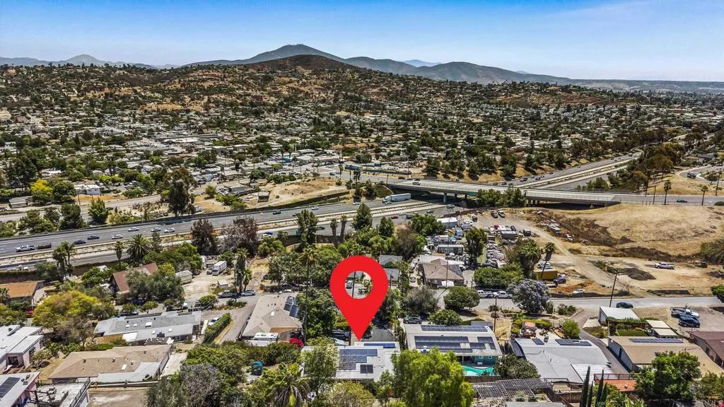 https://cdn.realtyfeed.com/cdn/127/306792657/58bc0860febb0ebfc8f9346b62610858.webp