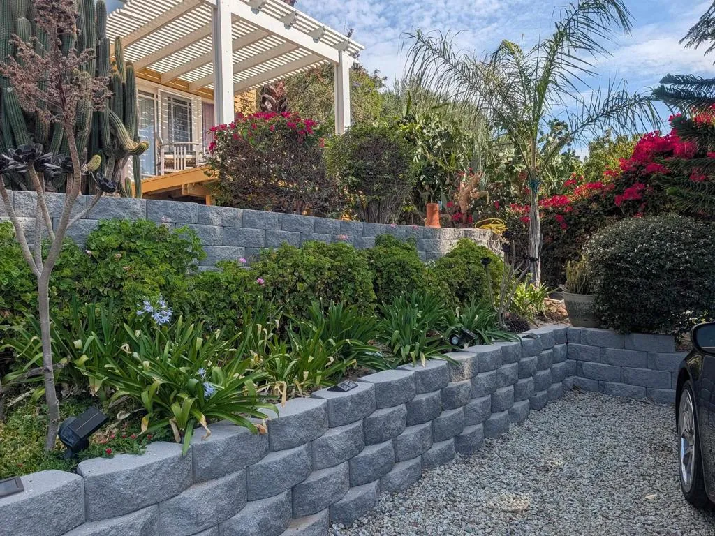 https://cdn.realtyfeed.com/cdn/127/306792657/70cd7b5a15244230c743ccb0e2d748c2.webp