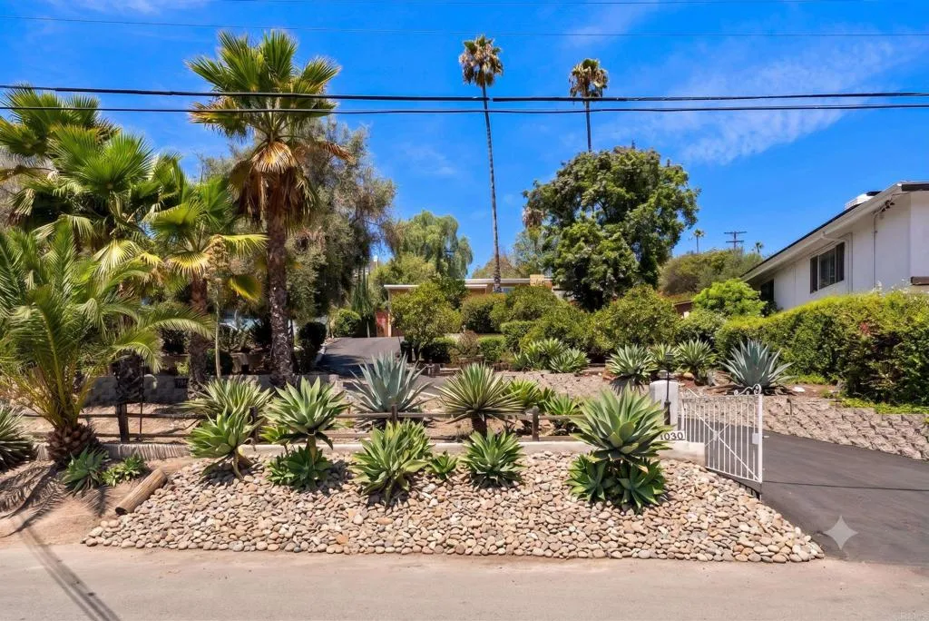 https://cdn.realtyfeed.com/cdn/127/306792657/99add5defe69333c4f19371b016bc819.webp