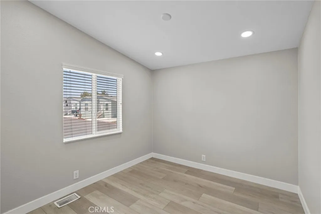 https://cdn.realtyfeed.com/cdn/127/306792703/4e1d6466cd57a17a3c85e2cae6348edb.webp