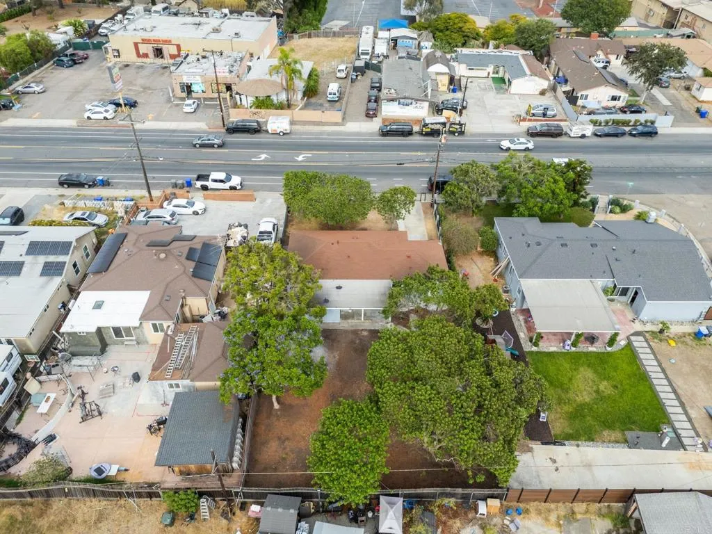 https://cdn.realtyfeed.com/cdn/127/306792739/25f7ff5d322822f508bc81c964951a38.webp