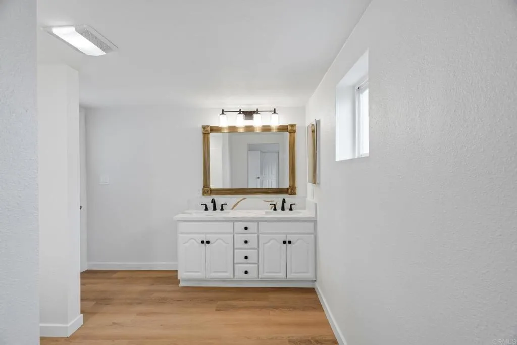 https://cdn.realtyfeed.com/cdn/127/306792739/5f472b713fb1bf87b539b226a374f806.webp