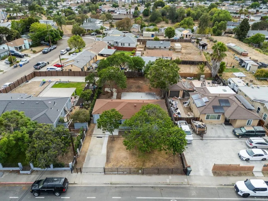 https://cdn.realtyfeed.com/cdn/127/306792739/8f9350e997a968fd80a7f9f87e783017.webp