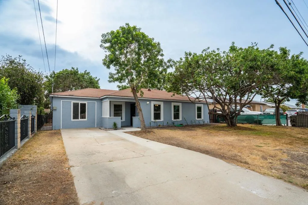 https://cdn.realtyfeed.com/cdn/127/306792739/c8ad57cb45461f27406e3d41781c12a6.webp