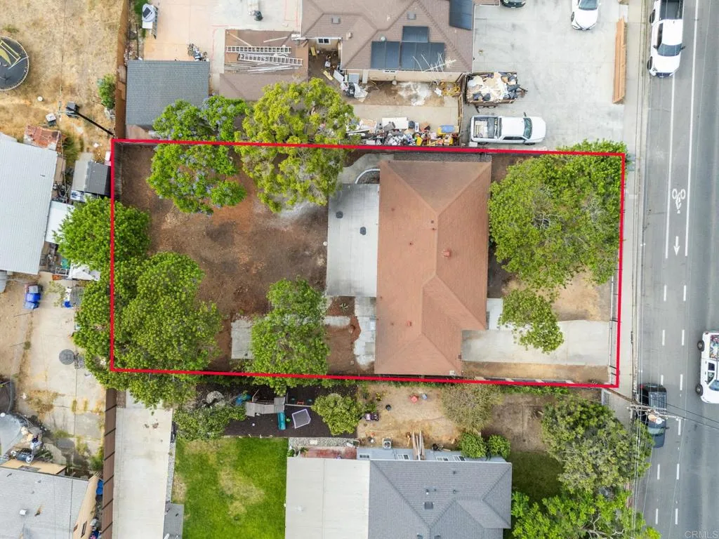 https://cdn.realtyfeed.com/cdn/127/306792739/fcdb4835c1a1c6289c372433f9ad9ff6.webp