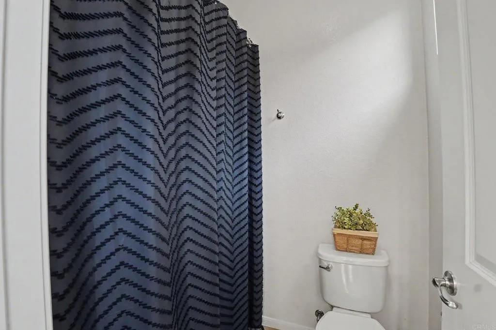 https://cdn.realtyfeed.com/cdn/127/306792766/03adb2137bb3641a3ab9f969d502e32a.webp