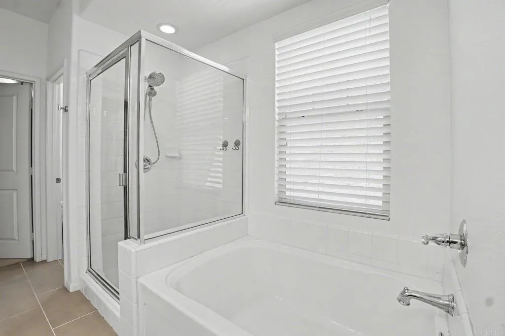 https://cdn.realtyfeed.com/cdn/127/306792766/c32be98d034c4010b19c60a47e4d726a.webp