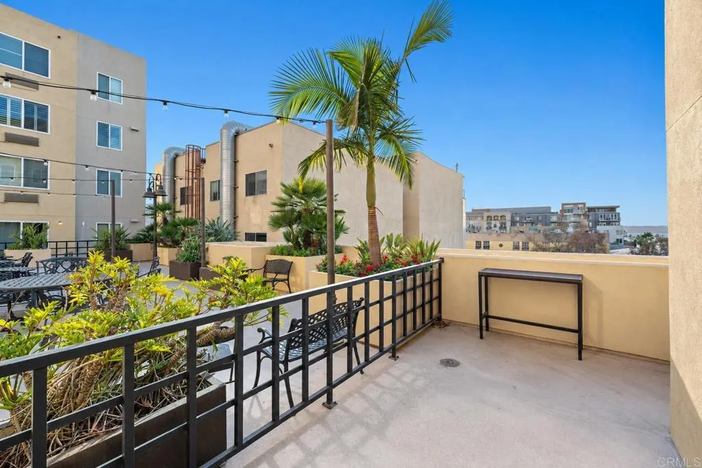 1970 Columbia Street, San Diego, CA 92101 - Photo 4 of 11, San Diego, CA