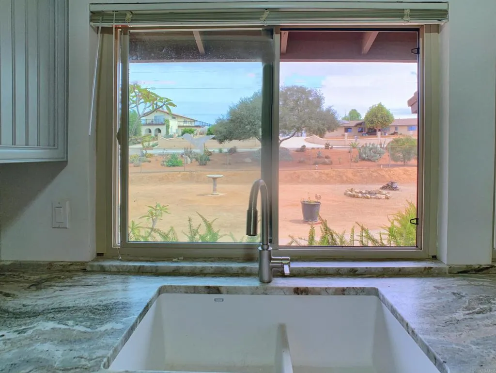 https://cdn.realtyfeed.com/cdn/127/306792901/4195f4f1fb2b13b845e9b4292ba65a01.webp
