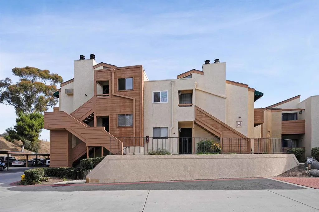 2920 Briarwood Road Unit H12, Bonita, CA 91902 - Main photo, Bonita, CA