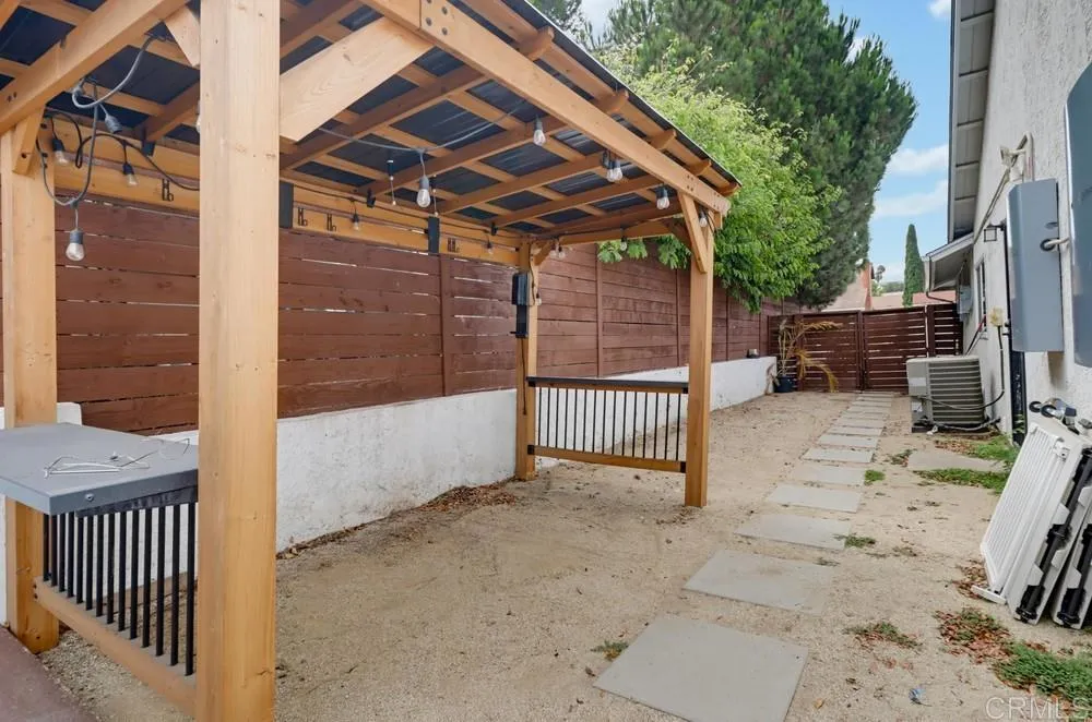 https://cdn.realtyfeed.com/cdn/127/306792920/53959416acb3a546bf7e57dbed606420.webp