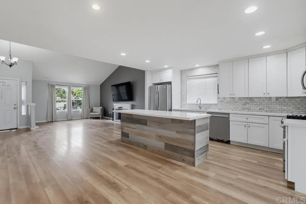 https://cdn.realtyfeed.com/cdn/127/306792920/8966909f86621b0ac904f4da2bcd7f9a.webp