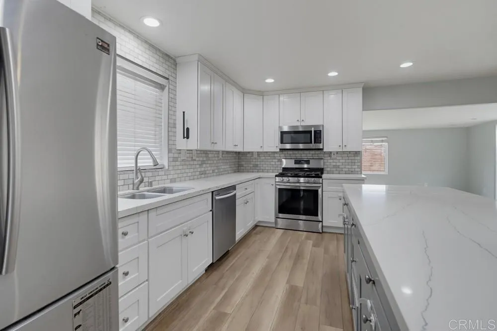 https://cdn.realtyfeed.com/cdn/127/306792920/bea2be8679640dad2dc31a21169b915c.webp