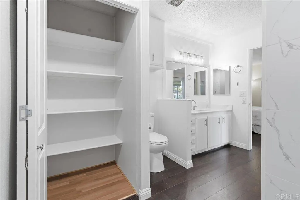 https://cdn.realtyfeed.com/cdn/127/306792956/2582434de6c56221a03aba2b88d332cf.webp