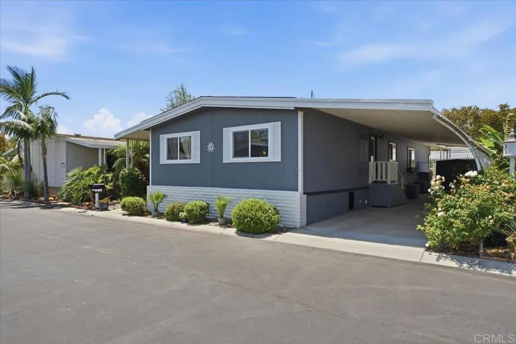https://cdn.realtyfeed.com/cdn/127/306792956/3afa337849cde6a62aea17b457bea4f4.webp