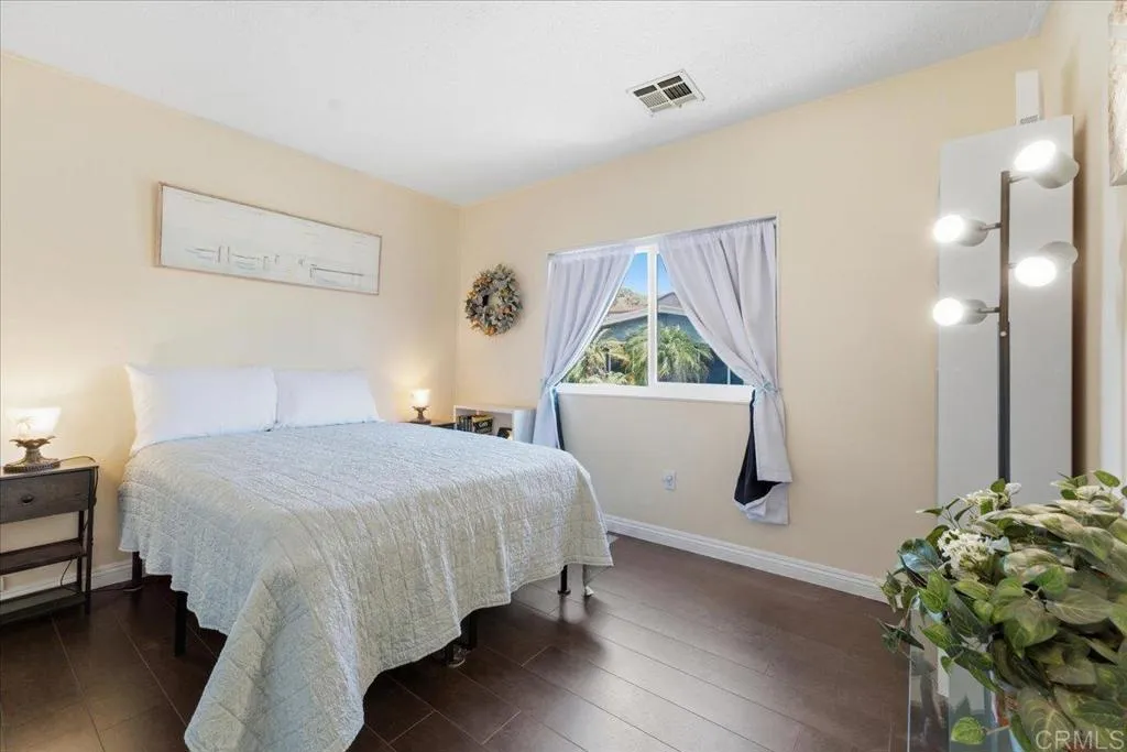 https://cdn.realtyfeed.com/cdn/127/306792956/627fab38579224ee53a8f0d781a4f160.webp
