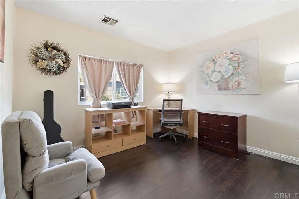 https://cdn.realtyfeed.com/cdn/127/306792956/7d6425c72cde766cb37c6294a62a65ec.webp