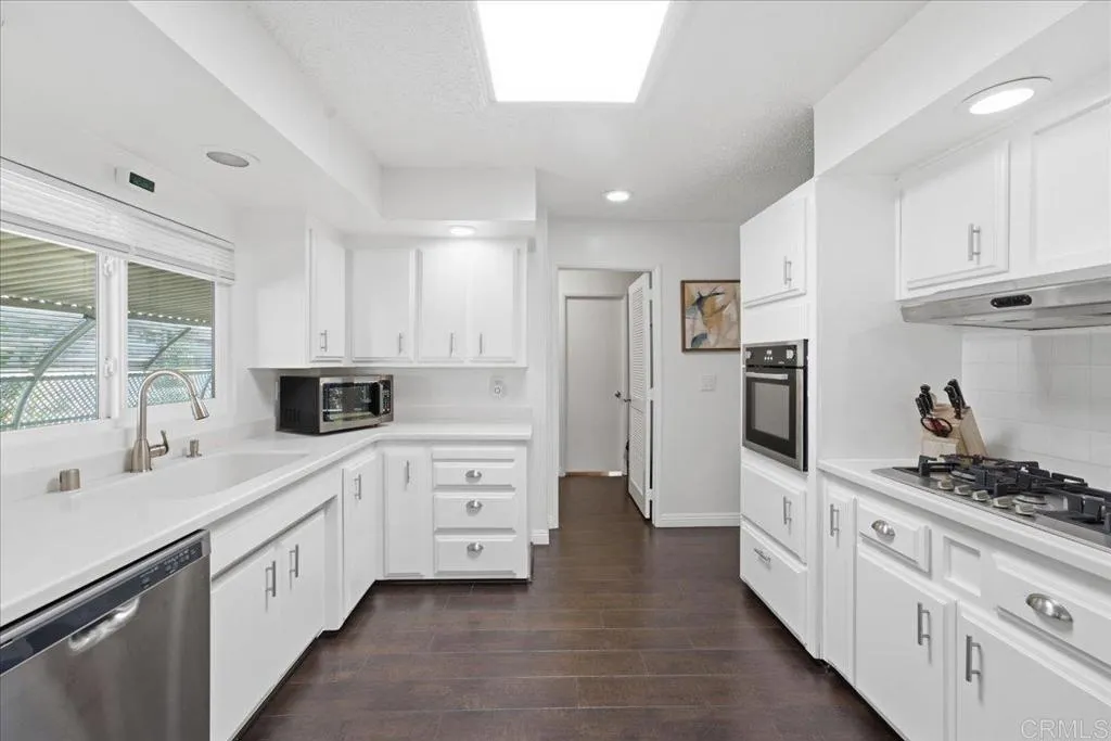 https://cdn.realtyfeed.com/cdn/127/306792956/dcdbc8646b919da400c6e220f1efb7e6.webp