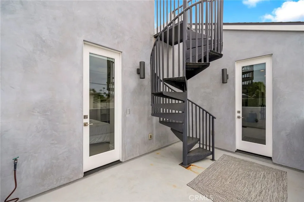 https://cdn.realtyfeed.com/cdn/127/306792958/8e9286af079dca693cb26b0f90946e10.webp