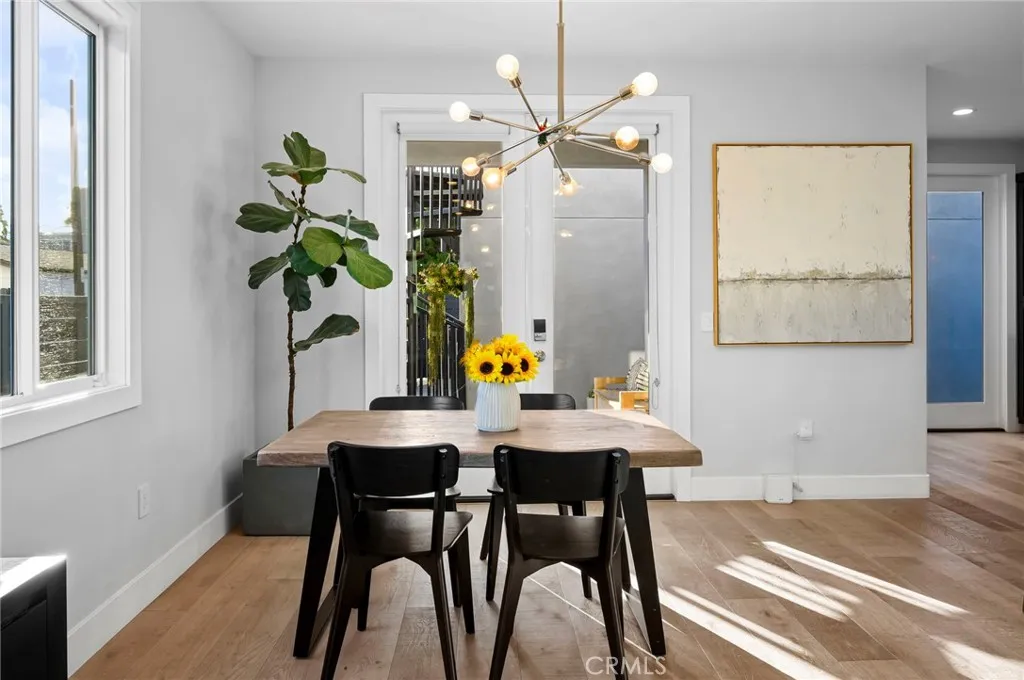 https://cdn.realtyfeed.com/cdn/127/306792958/b3b7e962df53942b28794afe2b653336.webp