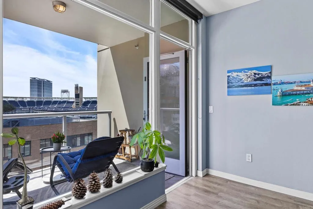 427 9th Avenue Unit 801, San Diego, CA 92101 - Photo 5 of 39, San Diego, CA
