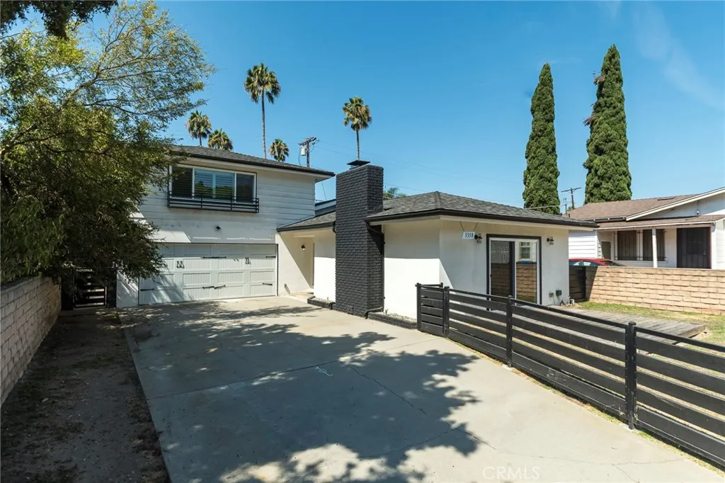 Los Angeles, CA 90039