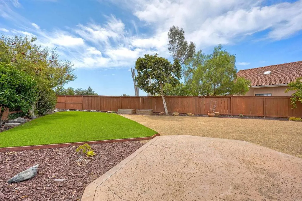 https://cdn.realtyfeed.com/cdn/127/306792965/52a0c963ad3242824a6071b1978d60d4.webp