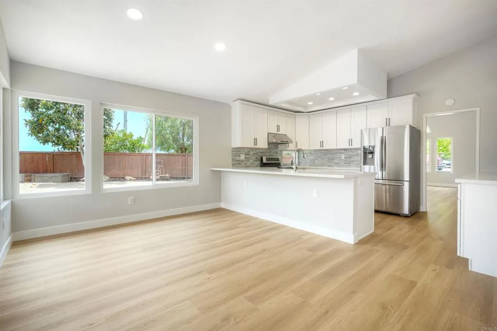 https://cdn.realtyfeed.com/cdn/127/306792965/a814ffe0b4b7464af25a2b27d47483e4.webp