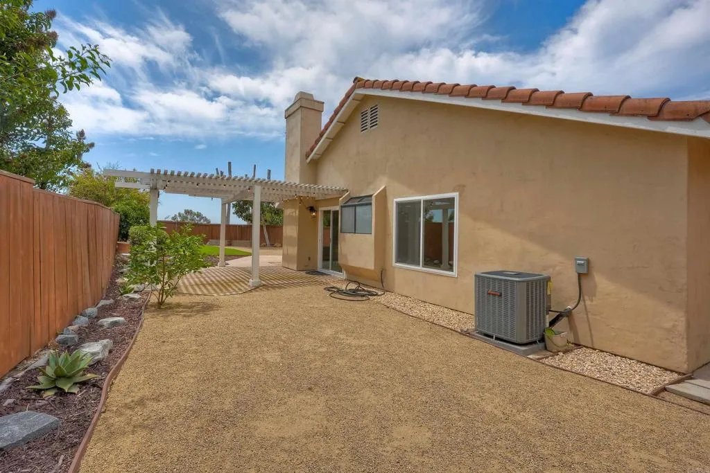 https://cdn.realtyfeed.com/cdn/127/306792965/d36dbfd7f4f185691bdd88ba95f6fa39.webp